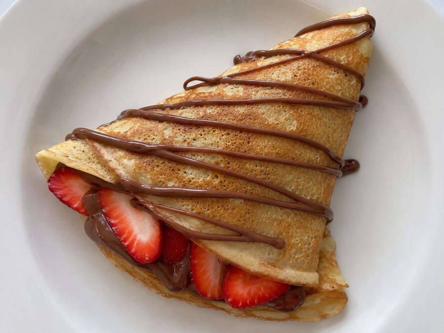 Strawberry Velvet crepe
